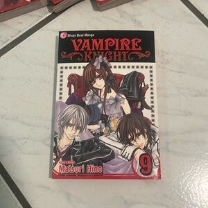 Vampire Knight Volume 9